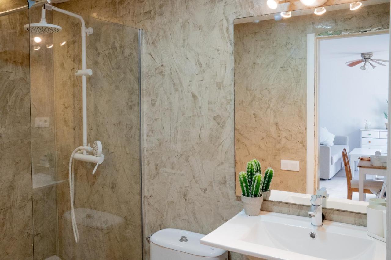 Apartament Cutie & Air-conditioning Apartment! *