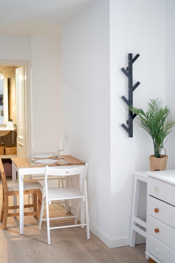 Cutie & Air-conditioning Apartment! Apartment